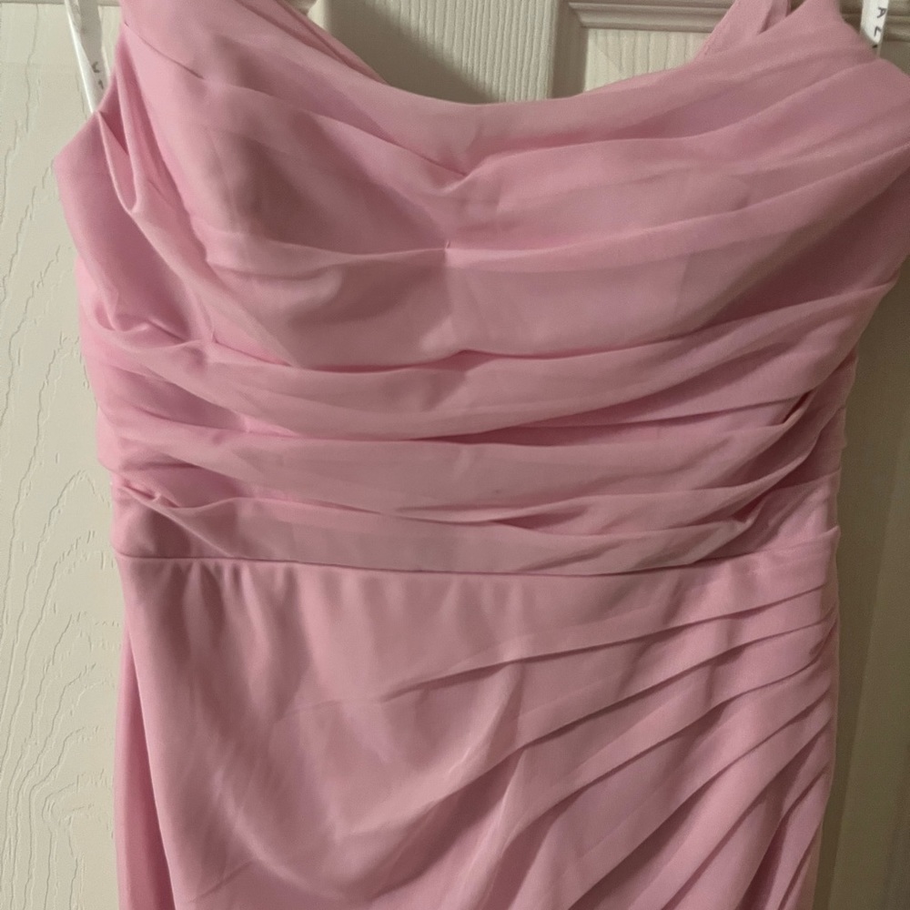 Pink dress - Picture 2 of 4
